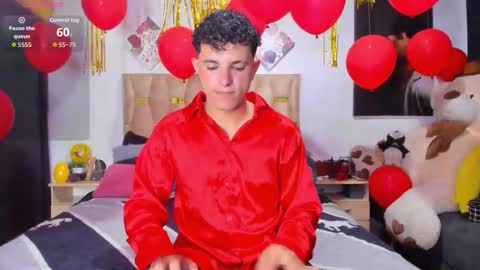 Snapshot of patrick_sanzzz chatting on 02-11-26, 01:43 Patrick online show from 02-11-26, 01:43