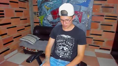 .... online show from 02-12-25, 09:43