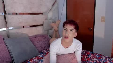 Snapshot of patrik_12 chatting on 02-16-25, 03:04 patrik online show from 02-16-25, 03:04