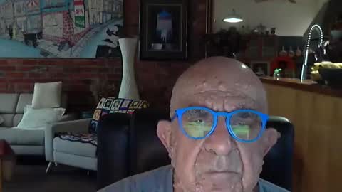 Snapshot of patvac chatting on 04-02-26, 10:18 patvac online show from 04-02-26, 10:18