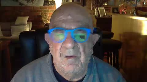 Snapshot of patvac chatting on 04-29-26, 04:00 patvac online show from 04-29-26, 04:00