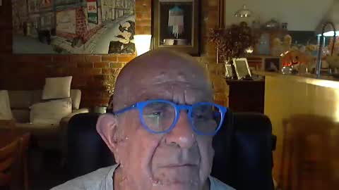 Snapshot of patvac chatting on 05-01-26, 03:16 patvac online show from 05-01-26, 03:16