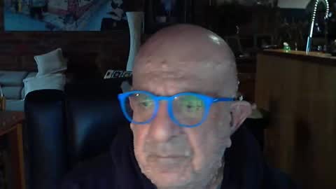Snapshot of patvac chatting on 05-19-26, 06:20 patvac online show from 05-19-26, 06:20