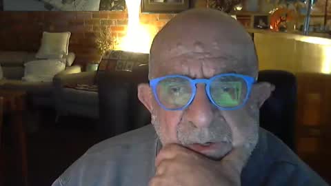 Snapshot of patvac chatting on 05-20-26, 01:50 patvac online show from 05-20-26, 01:50