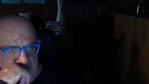 Snapshot of patvac chatting on 05-21-26, 06:20 patvac online show from 05-21-26, 06:20
