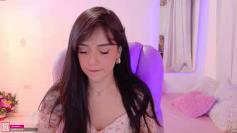 Sofa online show from 10-08-25, 11:46