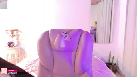 Sofa online show from 04-06-26, 08:32