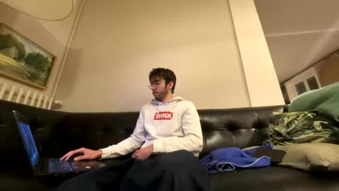 Snapshot of paul442386 chatting on 04-28-26, 10:48 paul442386 online show from 04-28-26, 10:48