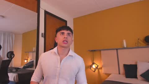 Paul online show from 01-08-25, 04:11