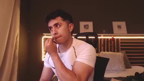 Paul online show from 03-08-25, 12:09