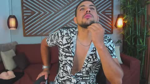 Snapshot of paul_rivera chatting on 01-30-25, 08:53 Paul Rivera online show from 01-30-25, 08:53