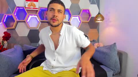 Snapshot of paul_rivera chatting on 02-01-25, 01:02 Paul Rivera online show from 02-01-25, 01:02