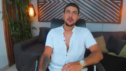 Snapshot of paul_rivera chatting on 02-13-25, 12:35 Paul Rivera online show from 02-13-25, 12:35