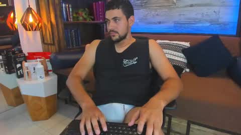 Snapshot of paul_rivera chatting on 02-13-25, 08:45 Paul Rivera online show from 02-13-25, 08:45