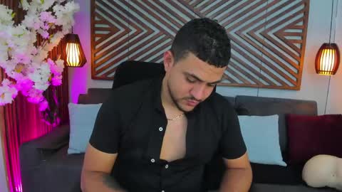 Paul Rivera online show from 05-10-26, 04:39