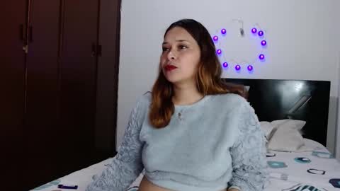 Snapshot of paula_anderson chatting on 11-15-25, 03:37 PAULA online show from 11-15-25, 03:37