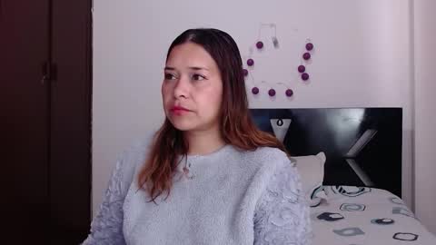 Snapshot of paula_anderson chatting on 11-23-25, 08:08 PAULA online show from 11-23-25, 08:08