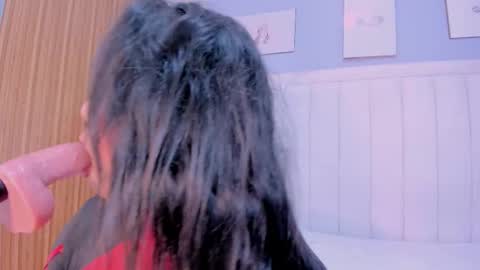 Pau online show from 10-31-25, 08:21