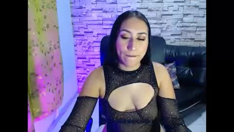 Snapshot of paula_ross_ chatting on 05-07-26, 11:43 paula ross online show from 05-07-26, 11:43
