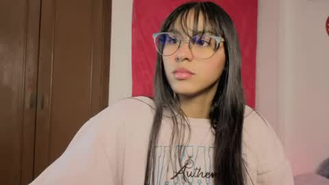 Paula  online show from 05-11-26, 02:39