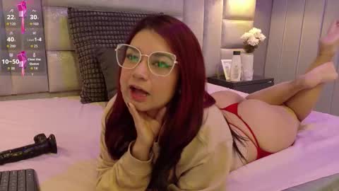 Snapshot of paulavegaa chatting on 02-18-26, 12:12 Paula online show from 02-18-26, 12:12