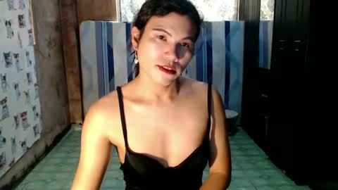 Snapshot of pauleenmargaret chatting on 12-28-24, 05:33 Pauleen Margaret online show from 12-28-24, 05:33