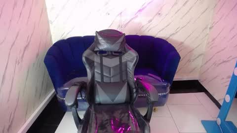 Live 800am 200pm COLOMBIAN HOUR online show from 03-05-25, 04:24