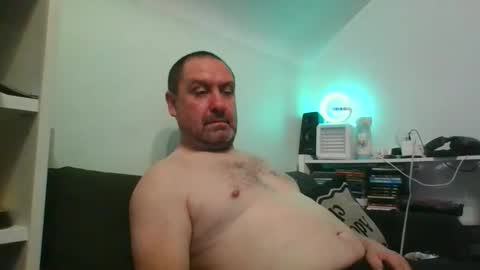 paulharrison38712017 online show from 09-17-25, 05:53