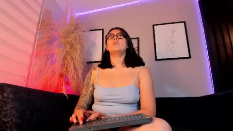 Snapshot of paulina_bennet chatting on 07-24-26, 10:57 paulina_bennet online show from 07-24-26, 10:57