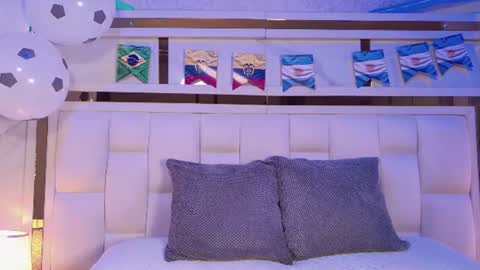 Paulina  online show from 06-18-26, 07:29