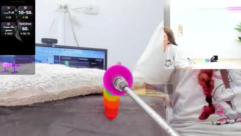 Paulina Davis  online show from 01-18-26, 10:13