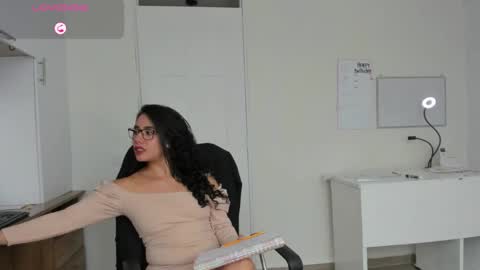 paulina online show from 10-17-25, 07:27