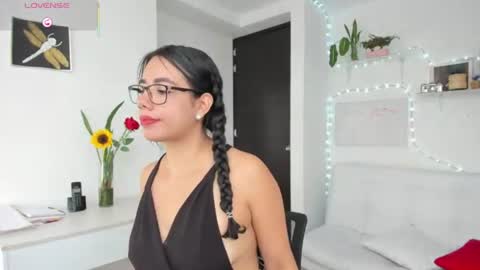 paulina online show from 07-22-26, 08:33