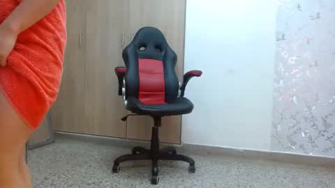 Snapshot of paulina_rubio_ chatting on 12-02-24, 10:12 Paulina Rubio online show from 12-02-24, 10:12