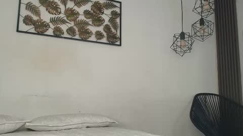 PAU  online show from 10-18-25, 08:20