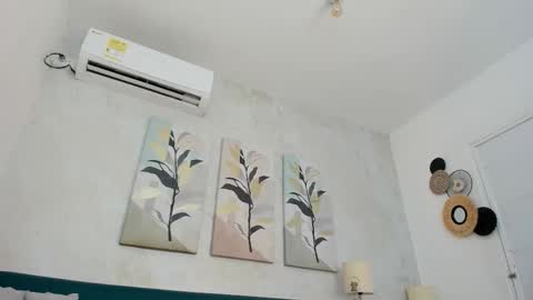 PAU  online show from 10-27-25, 07:51