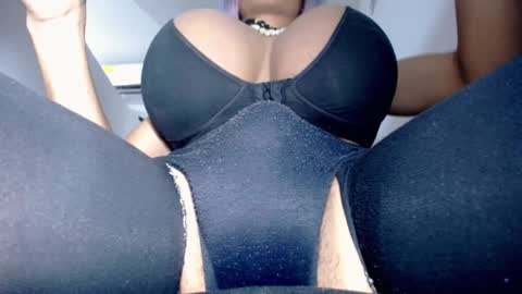 paulinabigcock24 online show from 12-22-24, 10:17