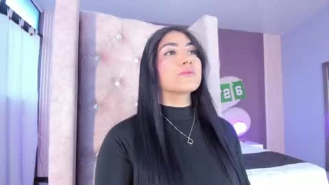 Paulina online show from 06-17-26, 12:07
