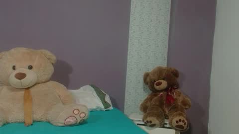 paulina online show from 11-18-25, 08:46