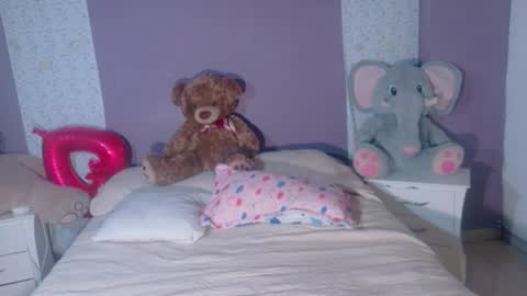 paulina online show from 03-06-26, 05:53