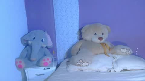 Snapshot of paulinawilliams chatting on 06-26-26, 07:29 paulina online show from 06-26-26, 07:29
