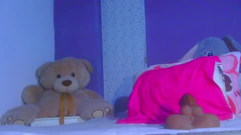 Snapshot of paulinawilliams chatting on 07-17-26, 06:46 paulina online show from 07-17-26, 06:46