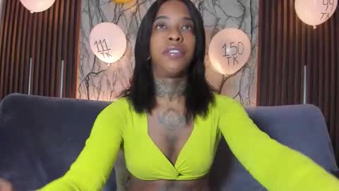 Pauline online show from 11-17-25, 01:33