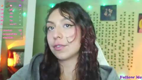 Snapshot of paulixs chatting on 06-11-26, 12:32 Paula San online show from 06-11-26, 12:32