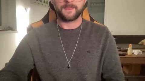 love bush online show from 10-10-25, 04:50