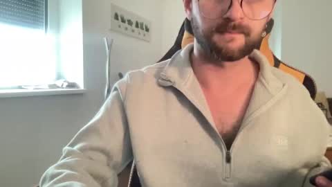 love bush online show from 10-28-25, 01:25