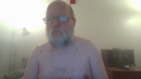 Snapshot of pavilionbill1 chatting on 02-08-26, 05:11 pavilionbill1 online show from 02-08-26, 05:11