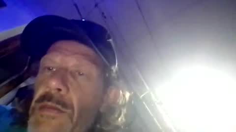 Pavone splash online show from 02-21-26, 10:49