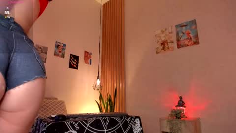 Snapshot of pawggirl18 chatting on 05-24-26, 03:39 Dani online show from 05-24-26, 03:39