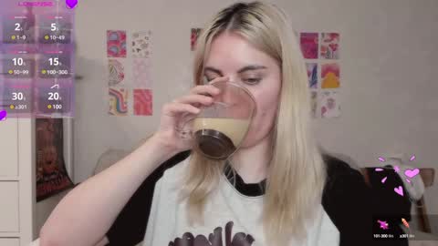 Snapshot of pawwsup1 chatting on 12-27-24, 03:48 Allisses online show from 12-27-24, 03:48